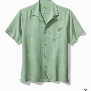 Tommy bahama men’s green camp shirt size large
